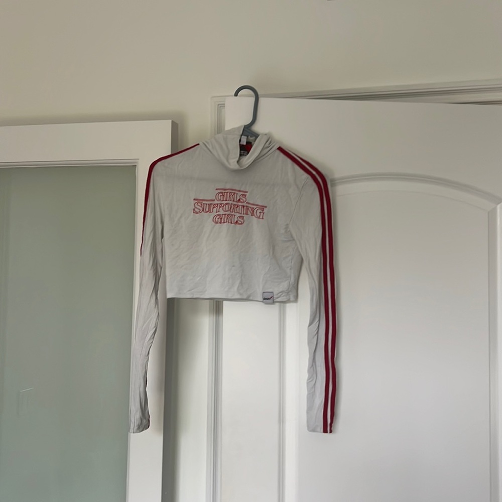 Omighty long sleeve crop top